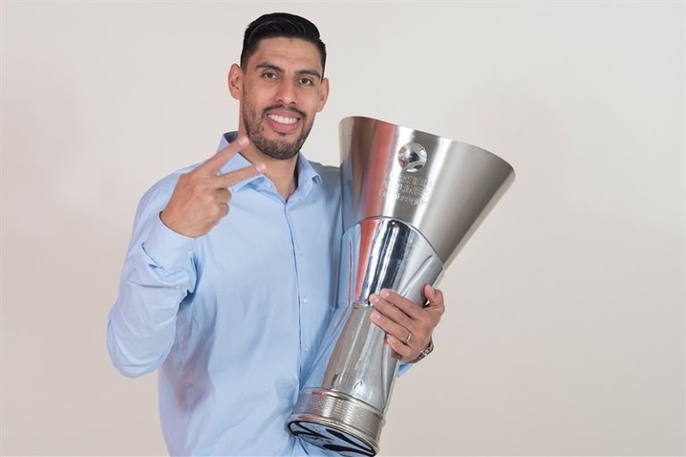 Gustavo Ayón busca su tercera corona en la Euroleague