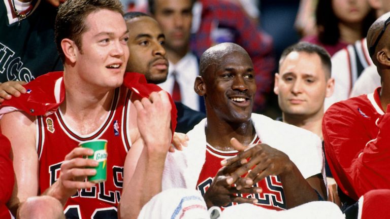 Michael Jordan cuenta su verdad sobre el caso Luc Longley